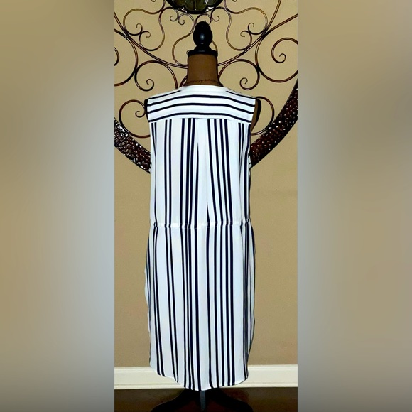 🍃H&M Women’s Dress, Size 12 - Picture 3 of 3